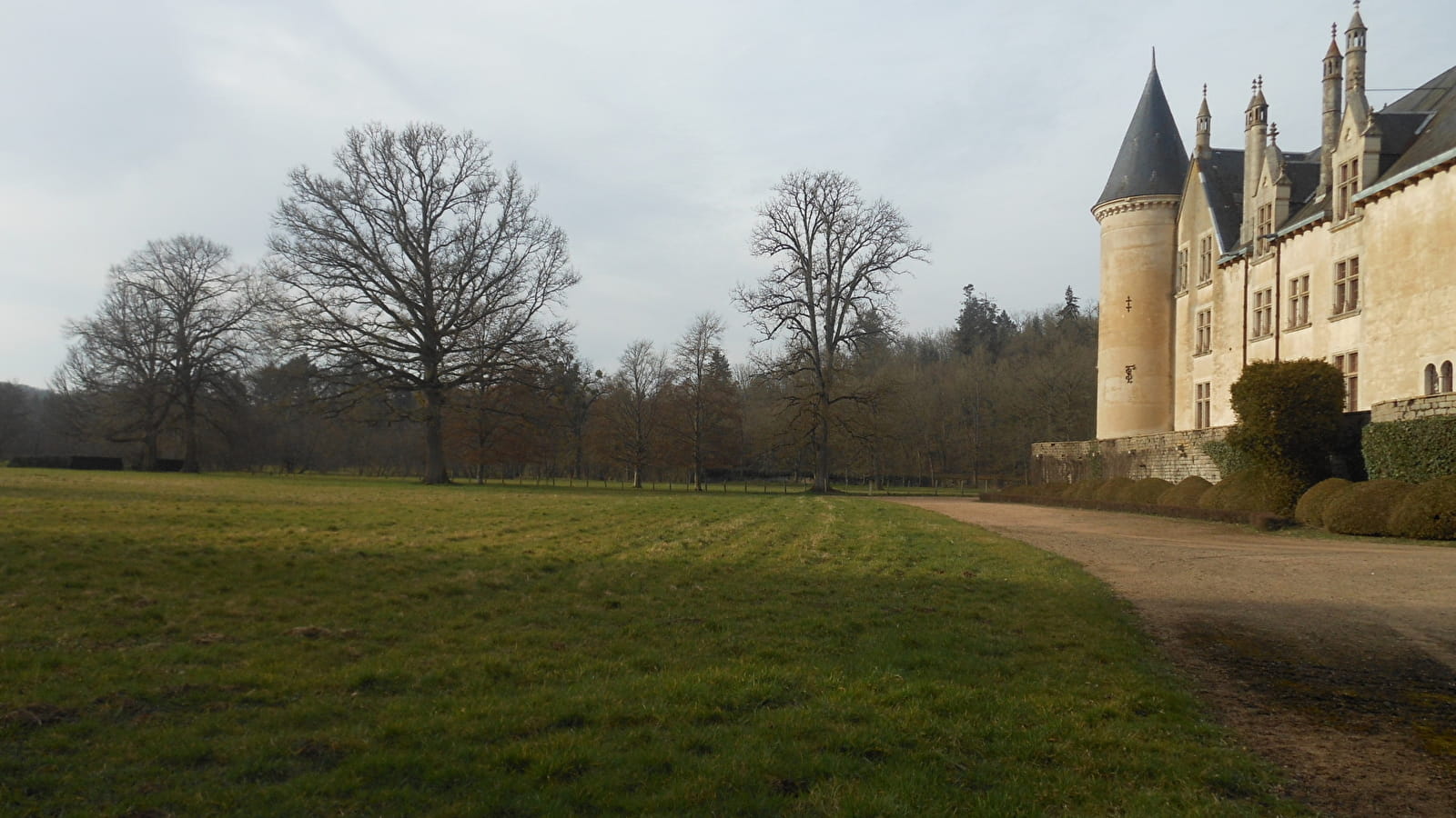Parc du château de Bourbilly