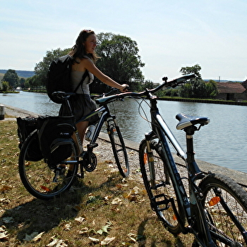 Vélovitamine - Location vélos / Livraison vélo / canal de bourgogne - AVOSNES