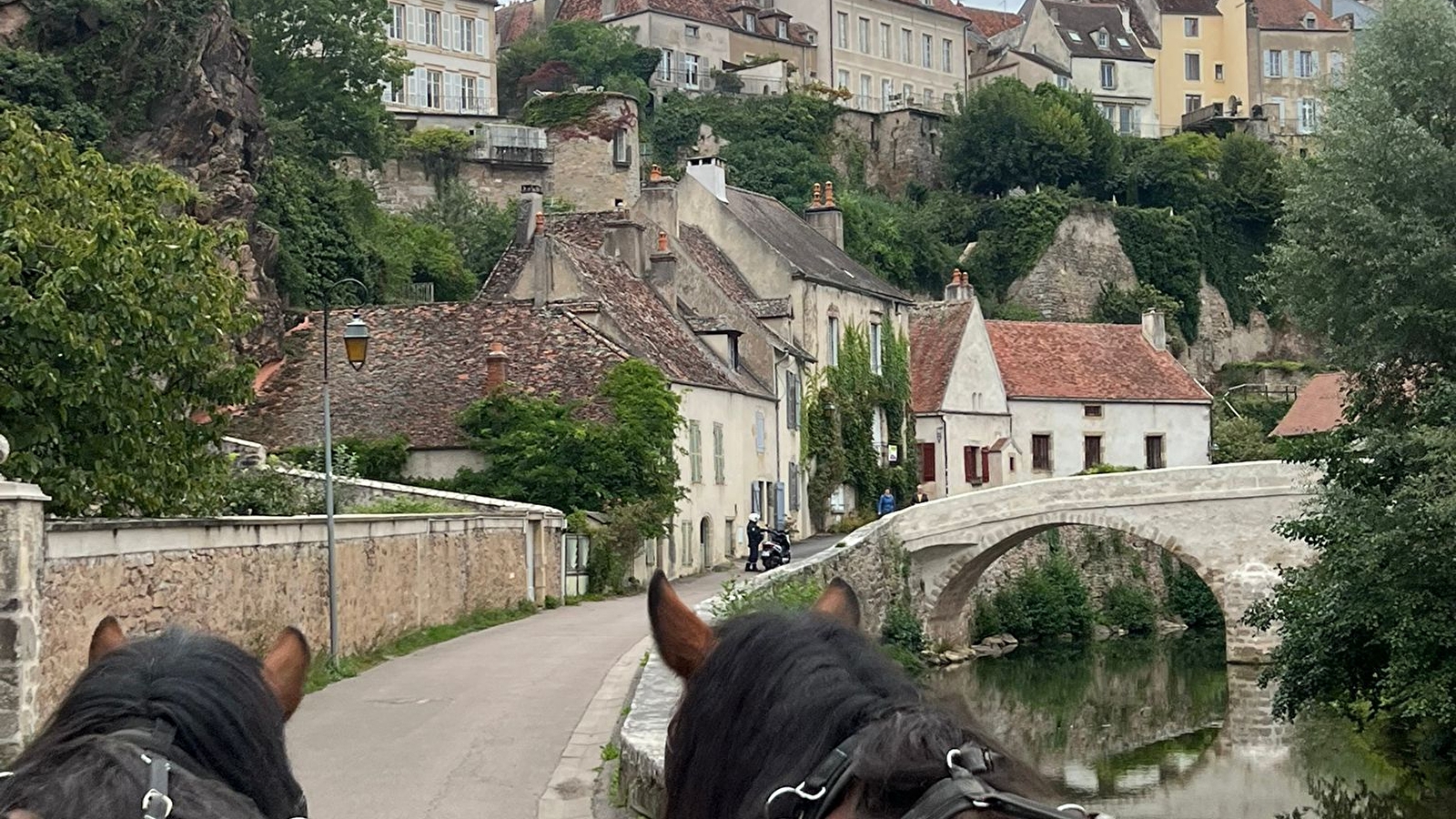 Balade de l'Armançon en calèche