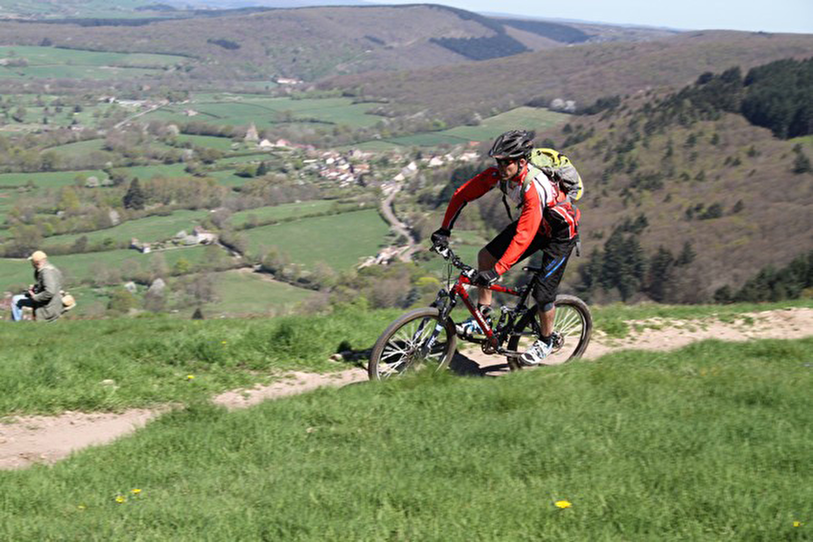 VELOVITAMINE moniteur VTT randonnees encadrement