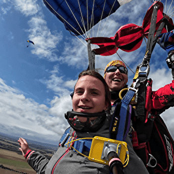 Bourgogne parachutisme - SEMUR-EN-AUXOIS